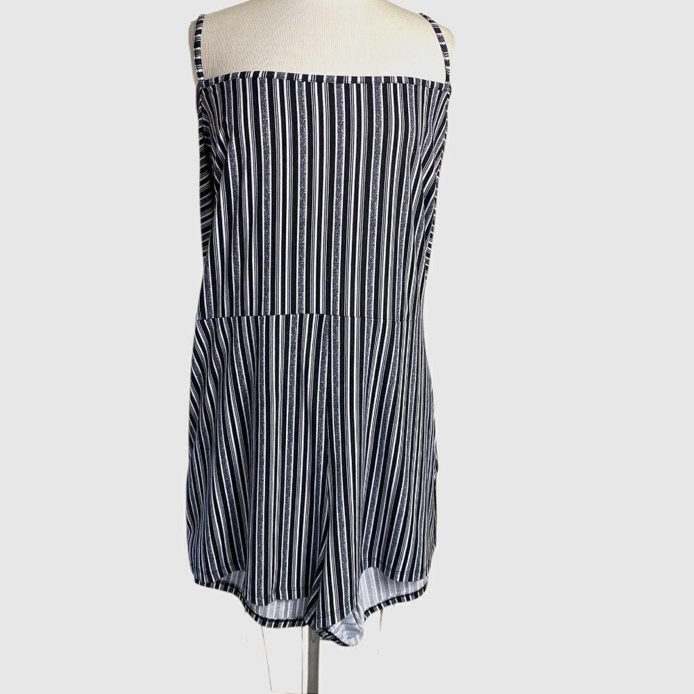 Derick Heart Romper 2X black white strip shorts smocked back sleeveless